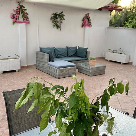 Patras Golden Suite Ngoại thất bức ảnh