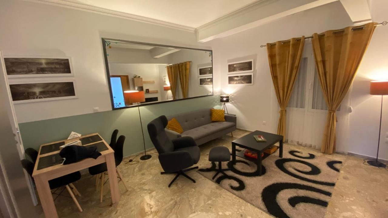 Patras Golden Suite Ngoại thất bức ảnh