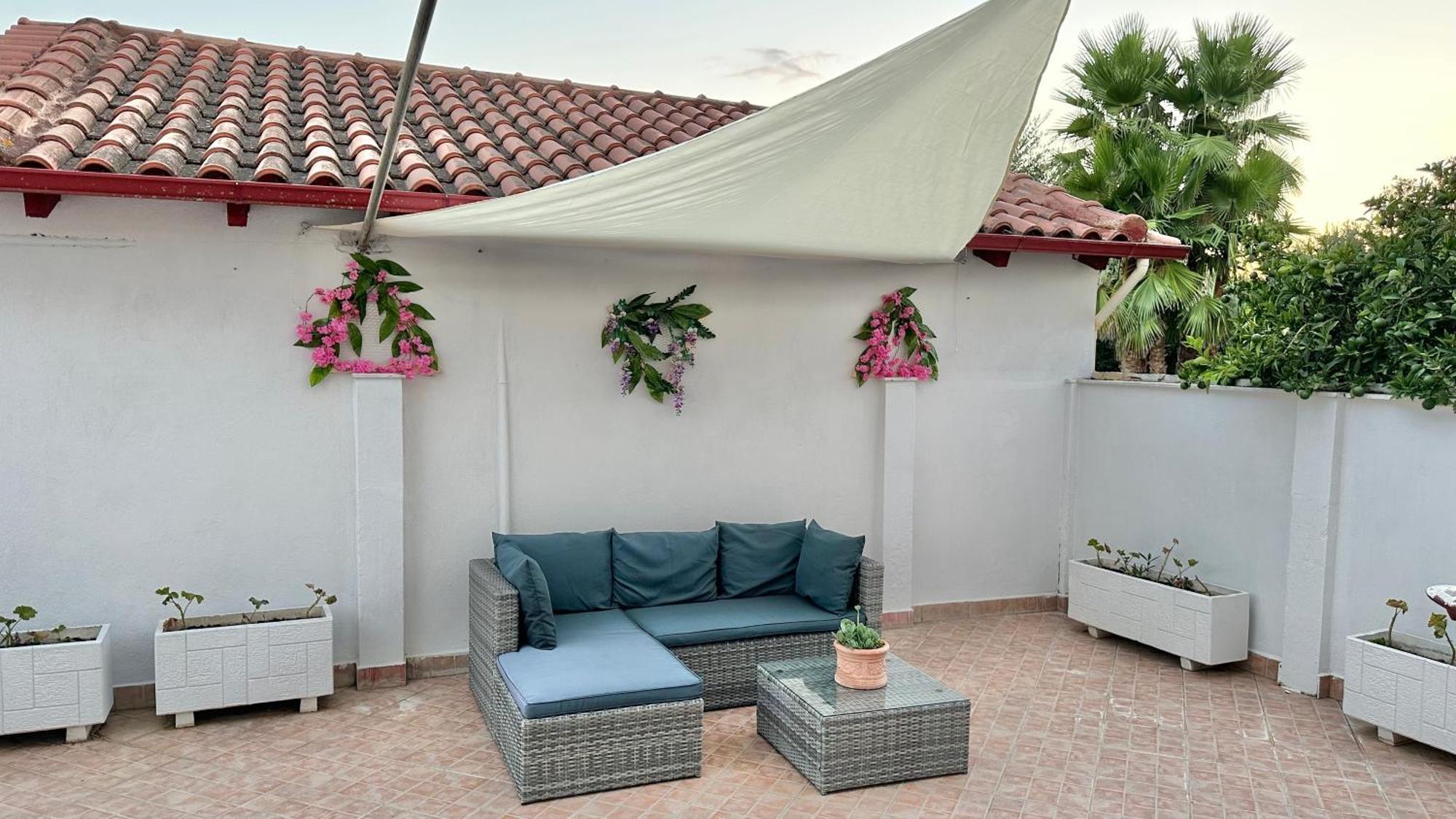 Patras Golden Suite Ngoại thất bức ảnh